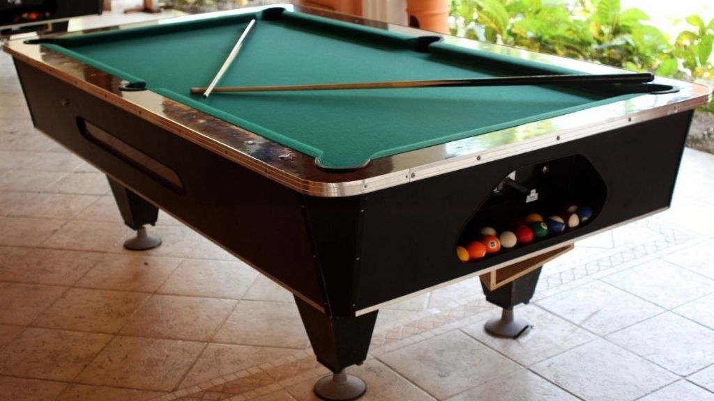 A Pool Table that is Easy to Identify
