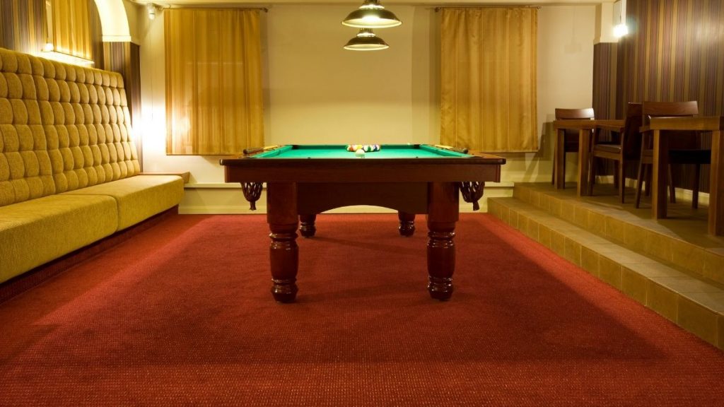 Rug Under A Pool Table All You Need To, Best Size Rug For Under 8 Foot Pool Table